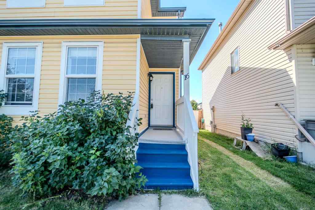 MLS® A2250323 - 16 Martin Crossing Bay NE in Martindale Calgary, Residential