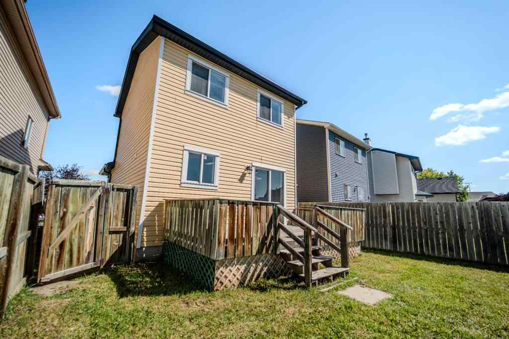MLS® A2250323 - 16 Martin Crossing Bay NE in Martindale Calgary, Residential