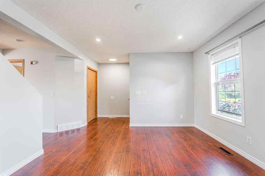 MLS® A2250323 - 16 Martin Crossing Bay NE in Martindale Calgary, Residential