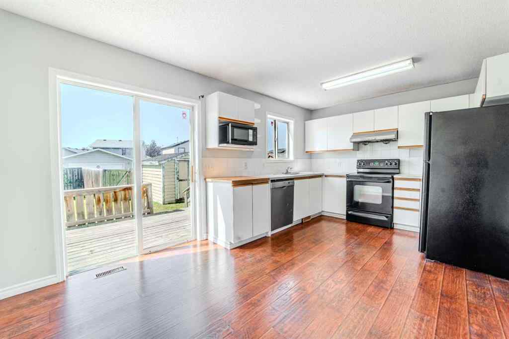MLS® A2250323 - 16 Martin Crossing Bay NE in Martindale Calgary, Residential