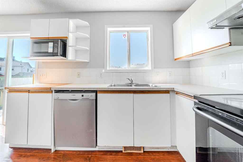 MLS® A2250323 - 16 Martin Crossing Bay NE in Martindale Calgary, Residential