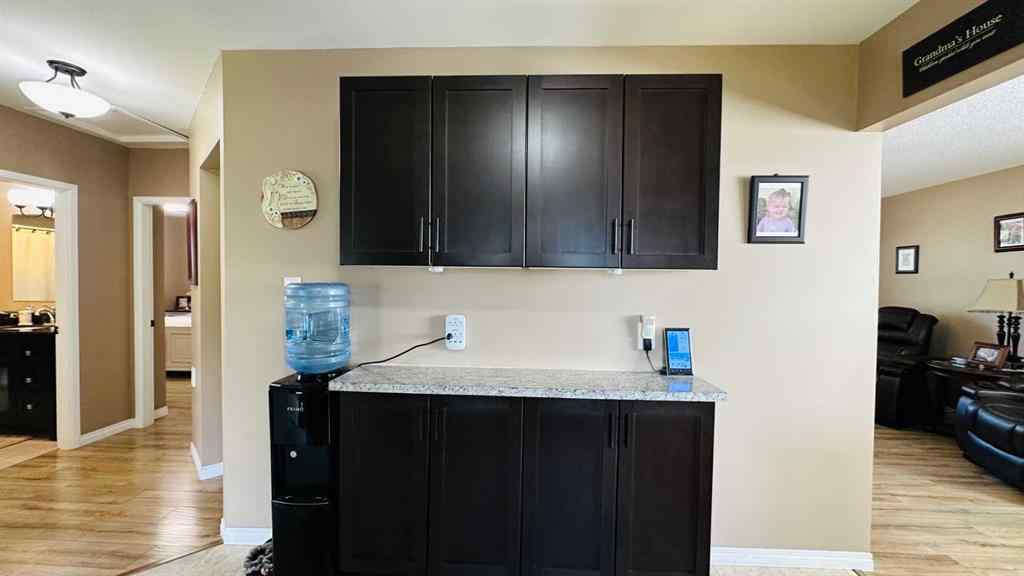 MLS® A2250324 - 411 8 Street E   in Riverview Park Drumheller, Residential