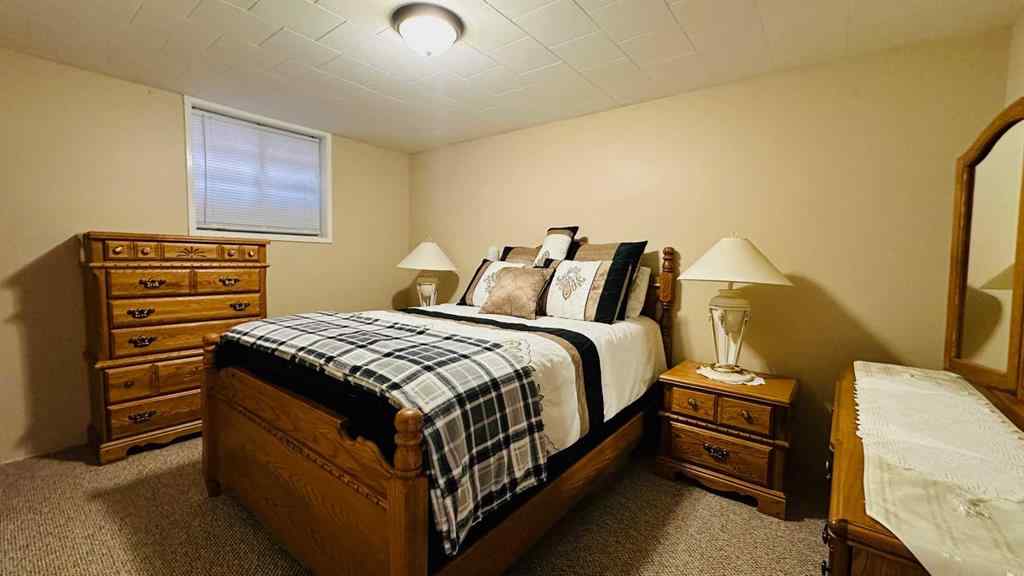 MLS® A2250324 - 411 8 Street E   in Riverview Park Drumheller, Residential