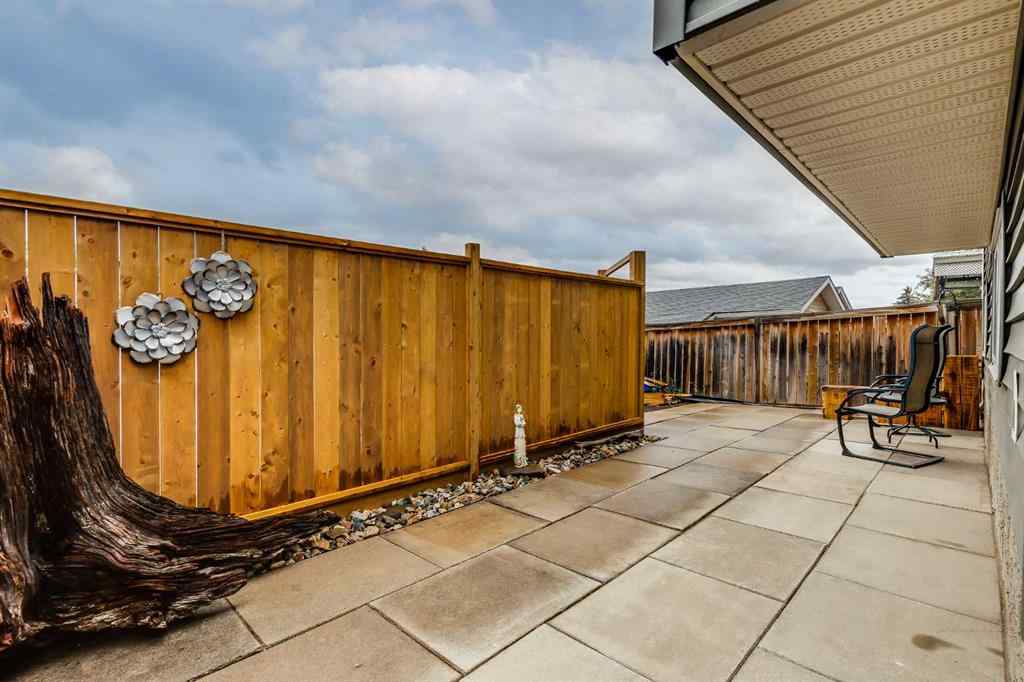 MLS® A2250325 - 19 Martinwood Court NE in Martindale Calgary, Residential