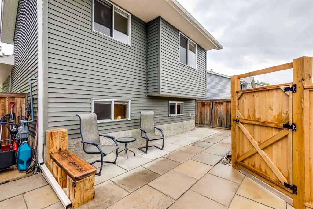 MLS® A2250325 - 19 Martinwood Court NE in Martindale Calgary, Residential