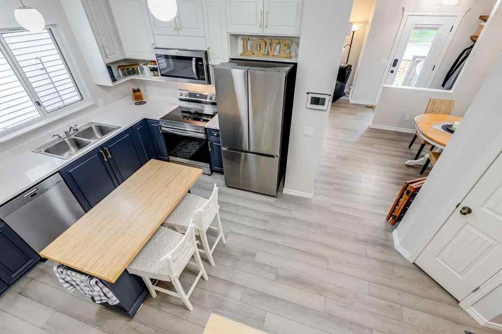 MLS® A2250325 - 19 Martinwood Court NE in Martindale Calgary, Residential
