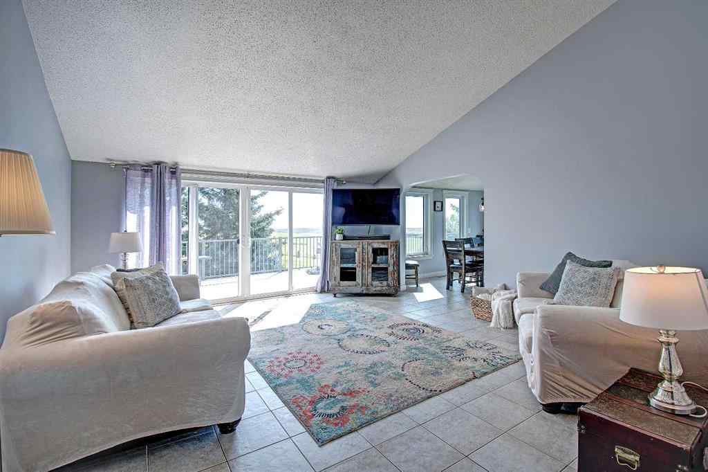MLS® A2250332 - 104 Hill Spring Meadows  in Big Hill Springs Est Rural Rocky View County, Residential