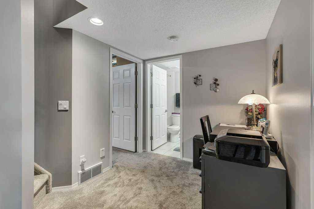 MLS® A2250333 - 212 Valley Ridge Heights NW in Valley Ridge Calgary, Residential