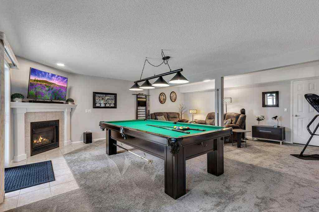 MLS® A2250333 - 212 Valley Ridge Heights NW in Valley Ridge Calgary, Residential