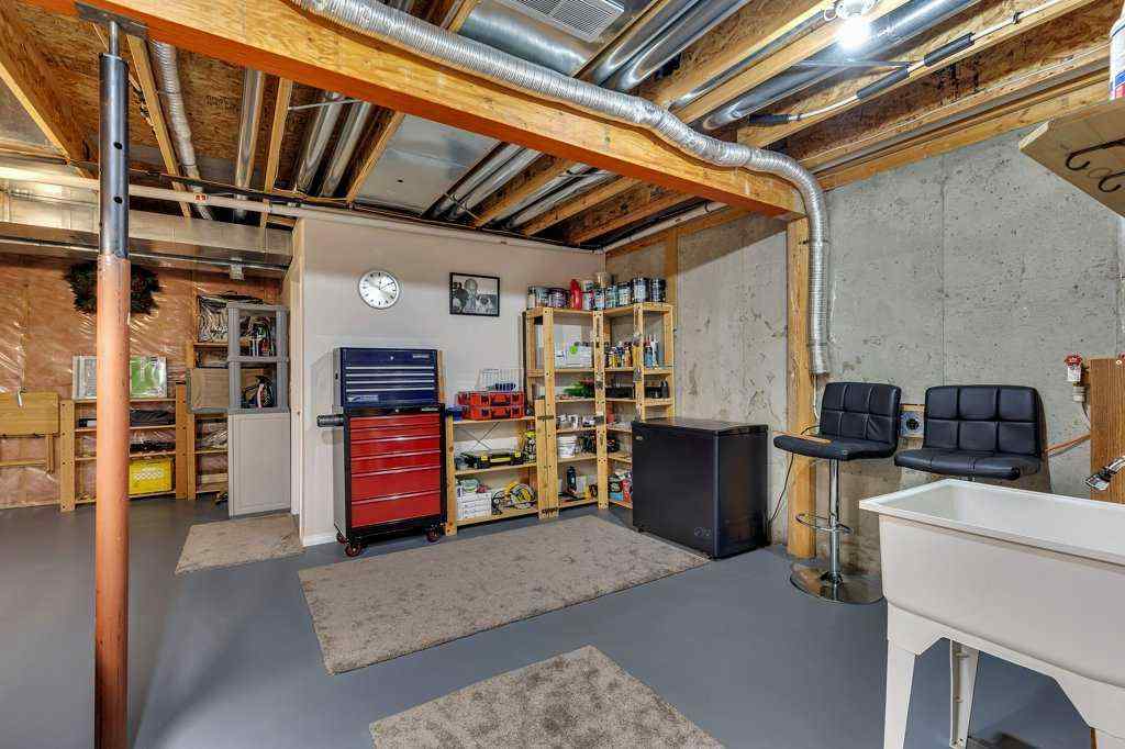 MLS® A2250333 - 212 Valley Ridge Heights NW in Valley Ridge Calgary, Residential