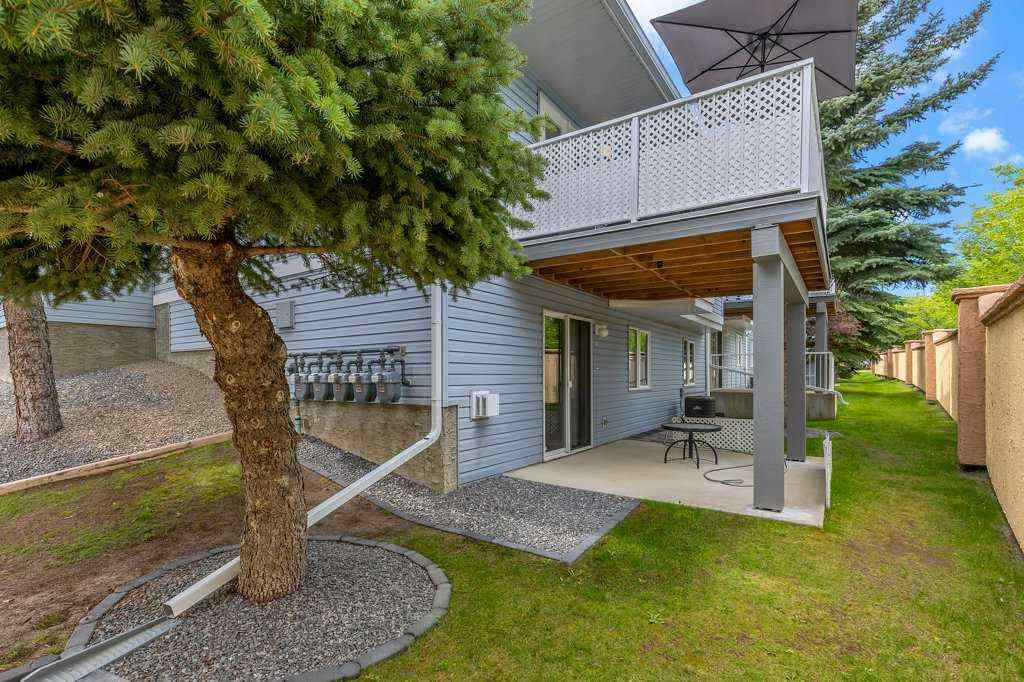 MLS® A2250333 - 212 Valley Ridge Heights NW in Valley Ridge Calgary, Residential