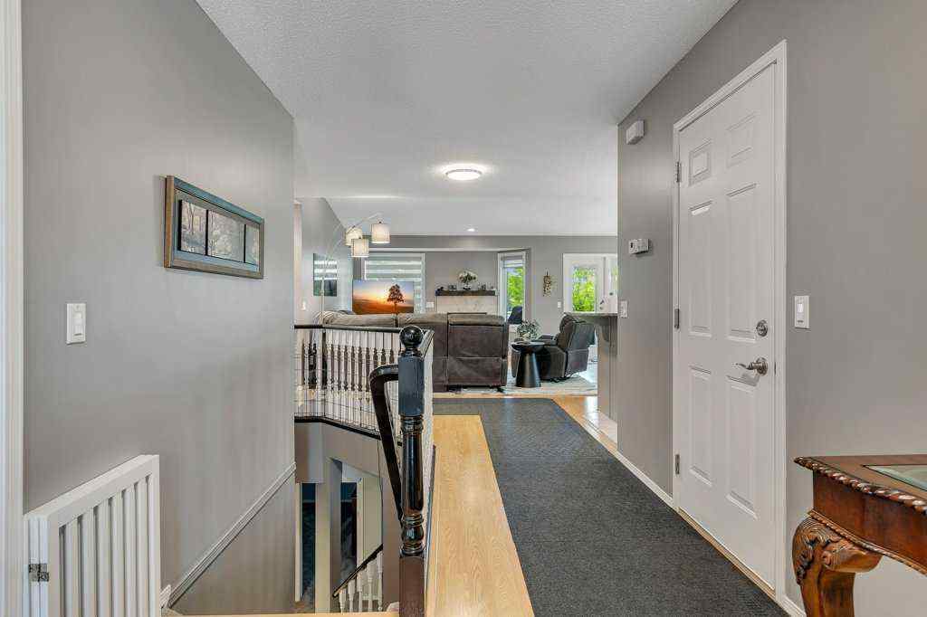 MLS® A2250333 - 212 Valley Ridge Heights NW in Valley Ridge Calgary, Residential