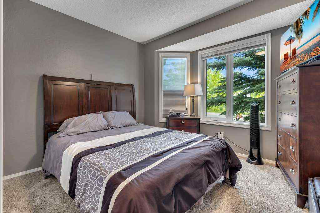 MLS® A2250333 - 212 Valley Ridge Heights NW in Valley Ridge Calgary, Residential