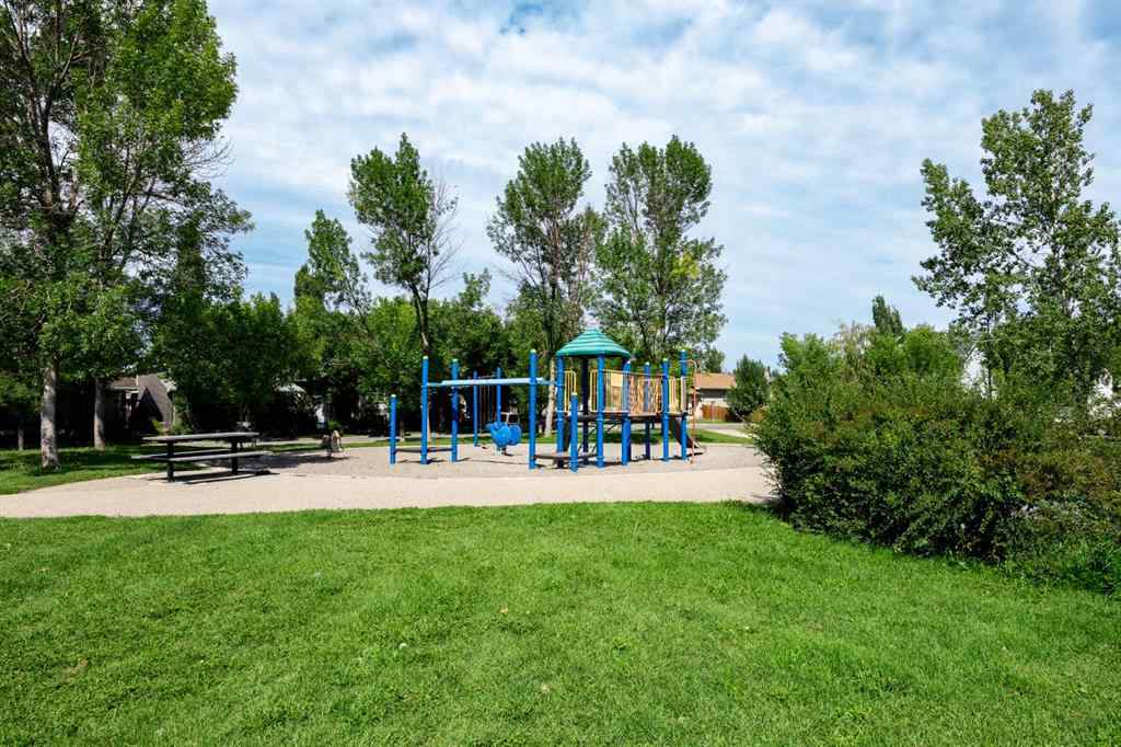 MLS® A2250337 - Unit #414 8 prestwick pond Terrace SE in McKenzie Towne Calgary, Residential