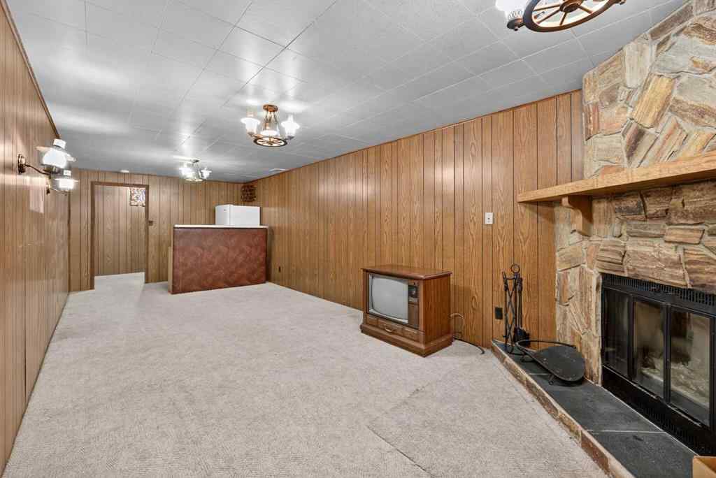 MLS® A2250340 - 3012 30 Avenue SE in Dover Calgary, Residential