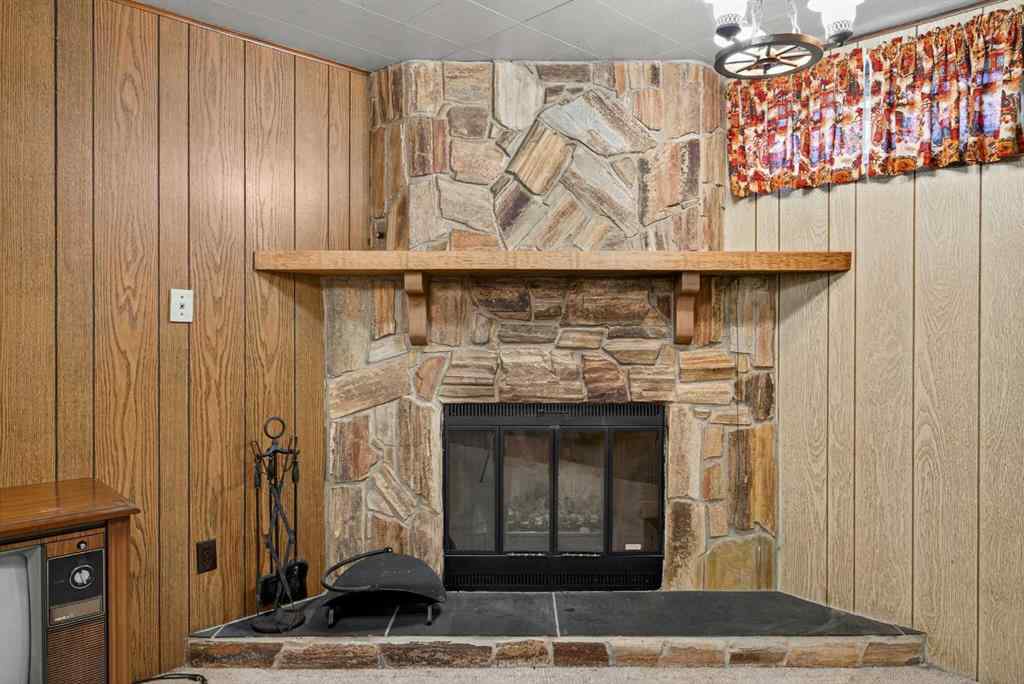 MLS® A2250340 - 3012 30 Avenue SE in Dover Calgary, Residential