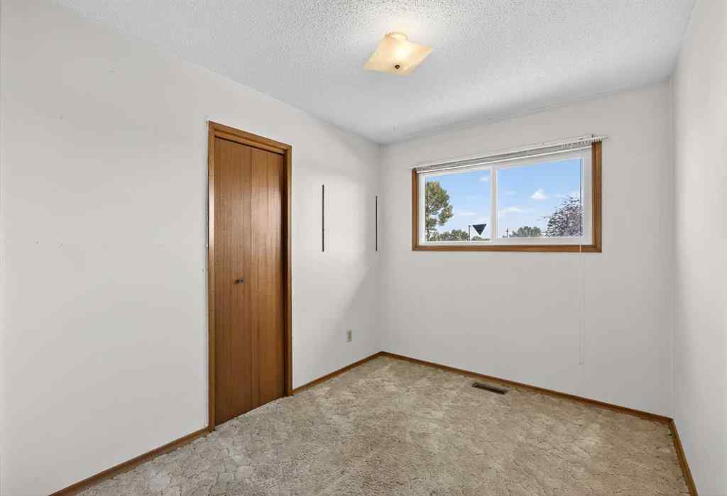 MLS® A2250340 - 3012 30 Avenue SE in Dover Calgary, Residential