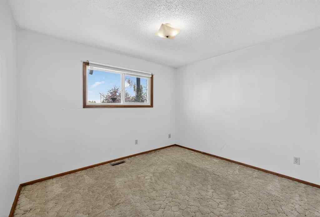 MLS® A2250340 - 3012 30 Avenue SE in Dover Calgary, Residential