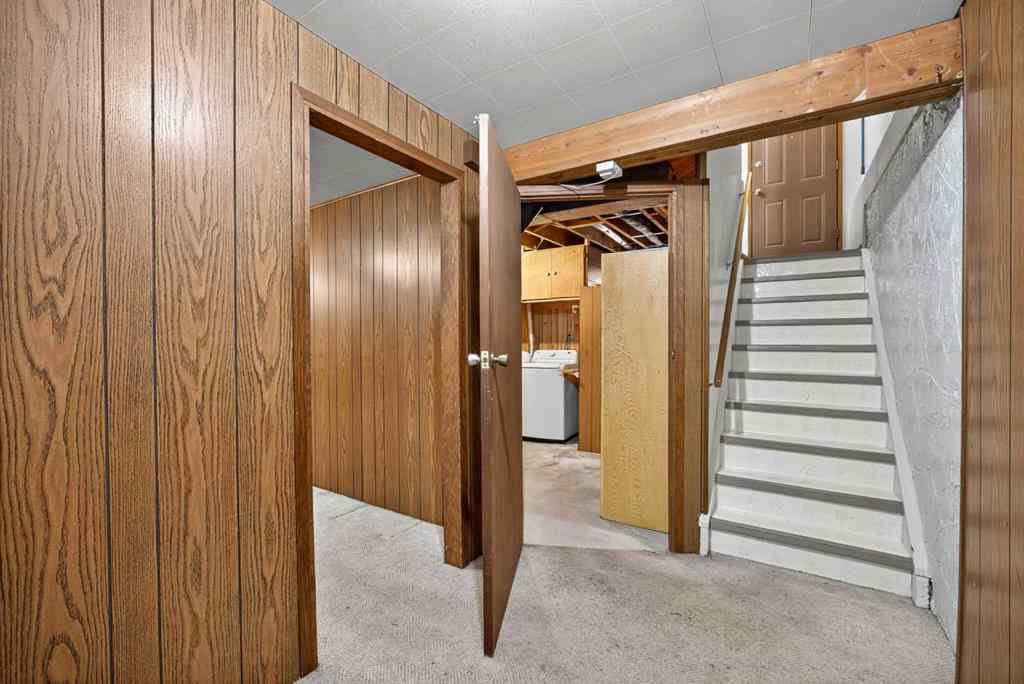 MLS® A2250340 - 3012 30 Avenue SE in Dover Calgary, Residential