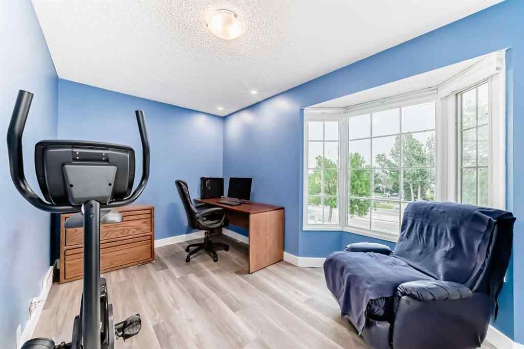 MLS® A2250344 - Unit #16 28 Berwick Crescent NW in Beddington Heights Calgary, Residential