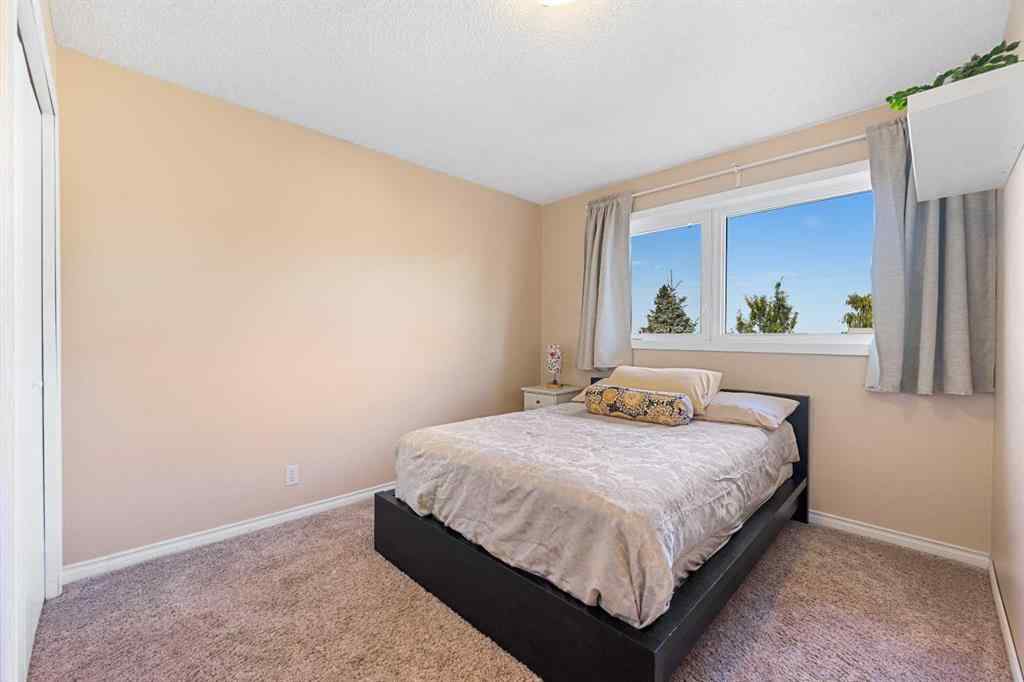 MLS® A2250350 - 51 Bearberry Bay NW in Beddington Heights Calgary, Residential
