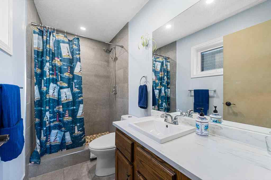 MLS® A2250350 - 51 Bearberry Bay NW in Beddington Heights Calgary, Residential