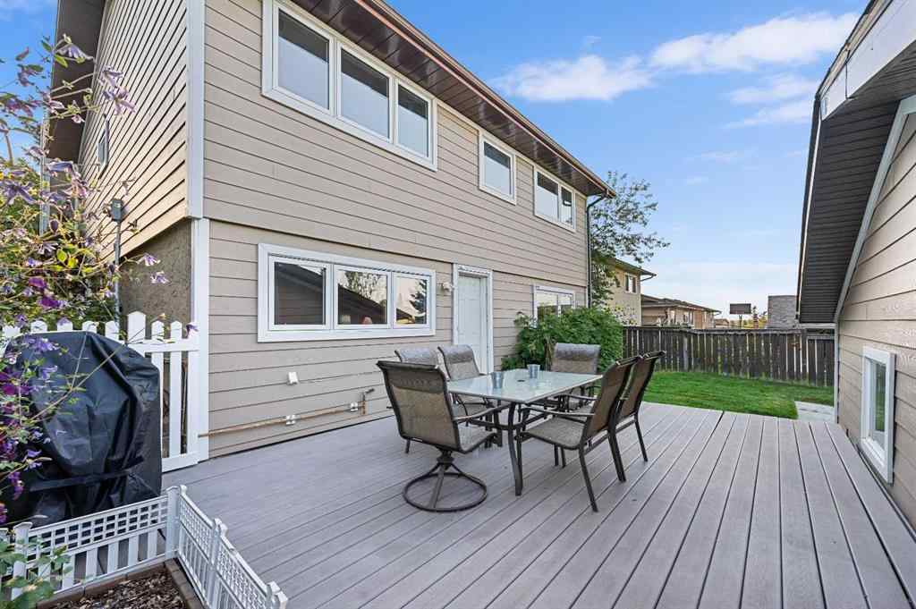 MLS® A2250350 - 51 Bearberry Bay NW in Beddington Heights Calgary, Residential