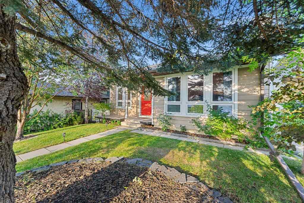 MLS® A2250350 - 51 Bearberry Bay NW in Beddington Heights Calgary, Residential