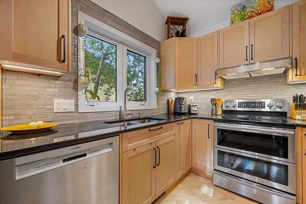 MLS® A2250350 - 51 Bearberry Bay NW in Beddington Heights Calgary, Residential