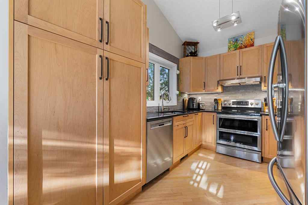 MLS® A2250350 - 51 Bearberry Bay NW in Beddington Heights Calgary, Residential