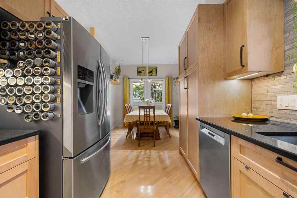 MLS® A2250350 - 51 Bearberry Bay NW in Beddington Heights Calgary, Residential