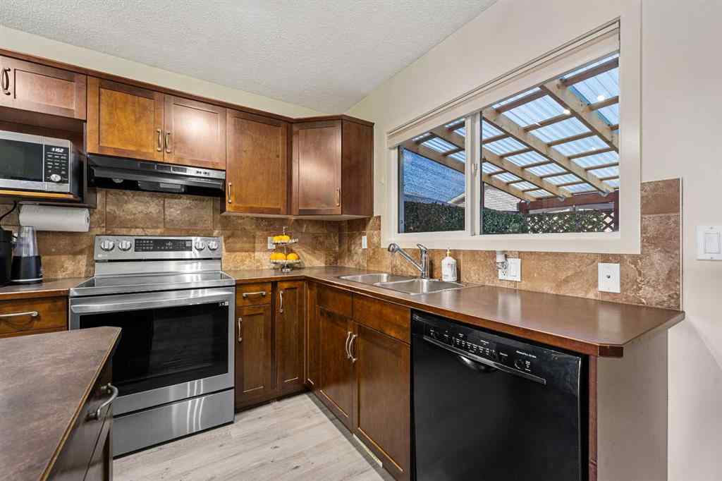 MLS® A2250352 - 48 Silverado Range Close SW in Silverado Calgary, Residential