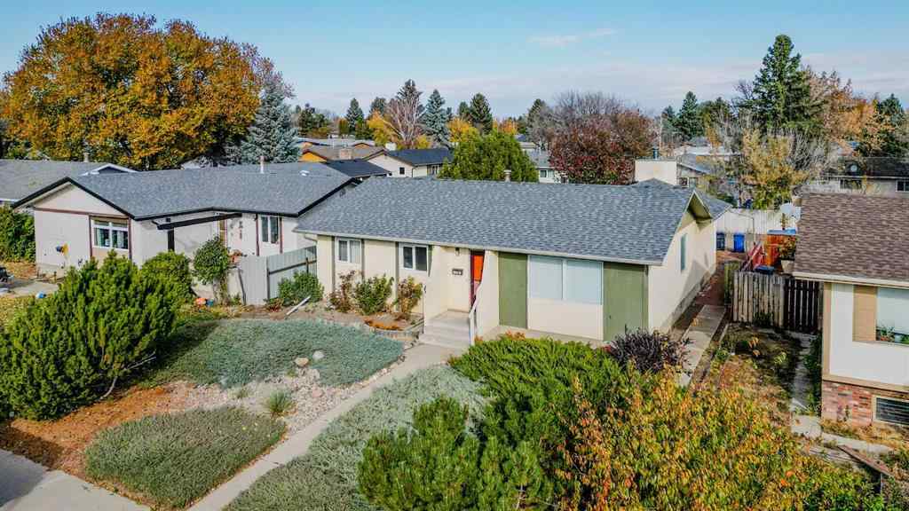 MLS® A2250360 - 2717 10A Avenue N in Park Meadows Lethbridge, Residential