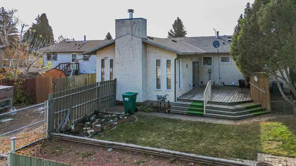 MLS® A2250360 - 2717 10A Avenue N in Park Meadows Lethbridge, Residential
