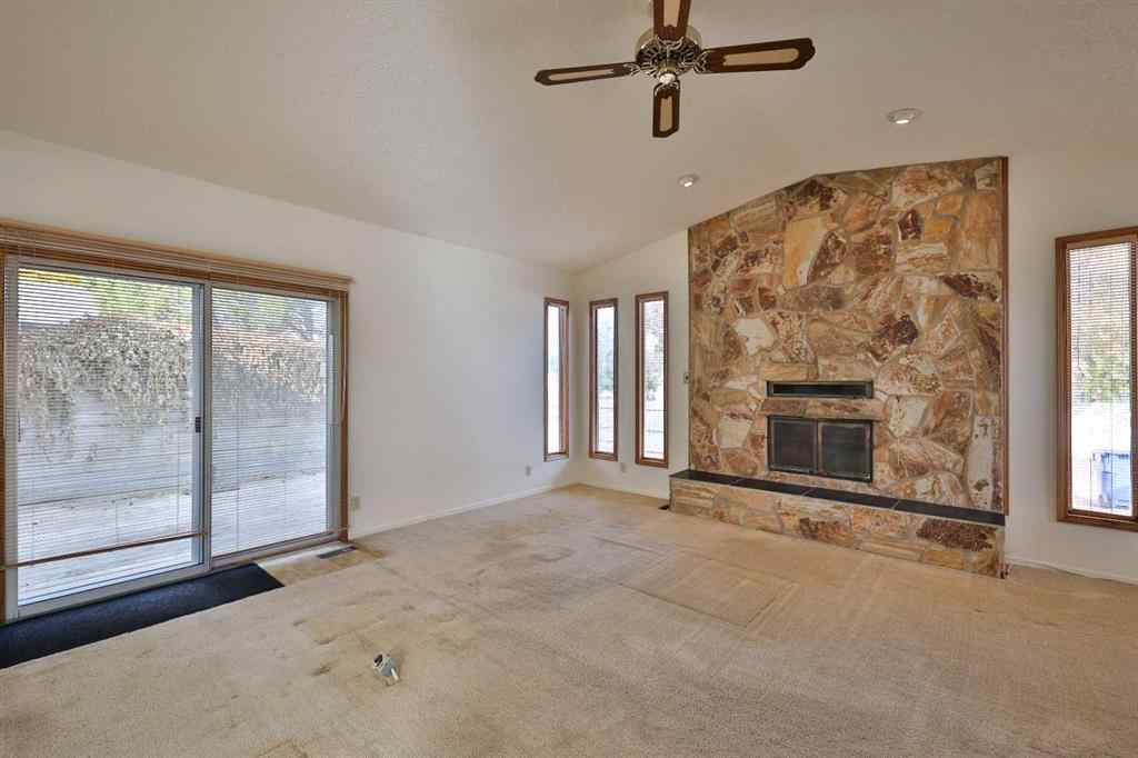 MLS® A2250360 - 2717 10A Avenue N in Park Meadows Lethbridge, Residential