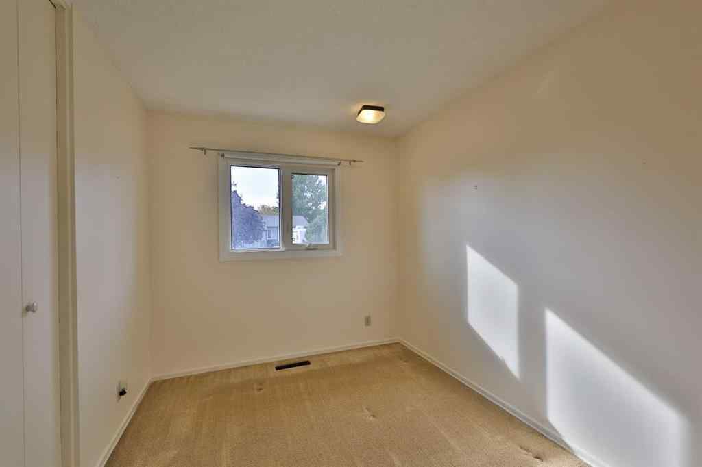 MLS® A2250360 - 2717 10A Avenue N in Park Meadows Lethbridge, Residential