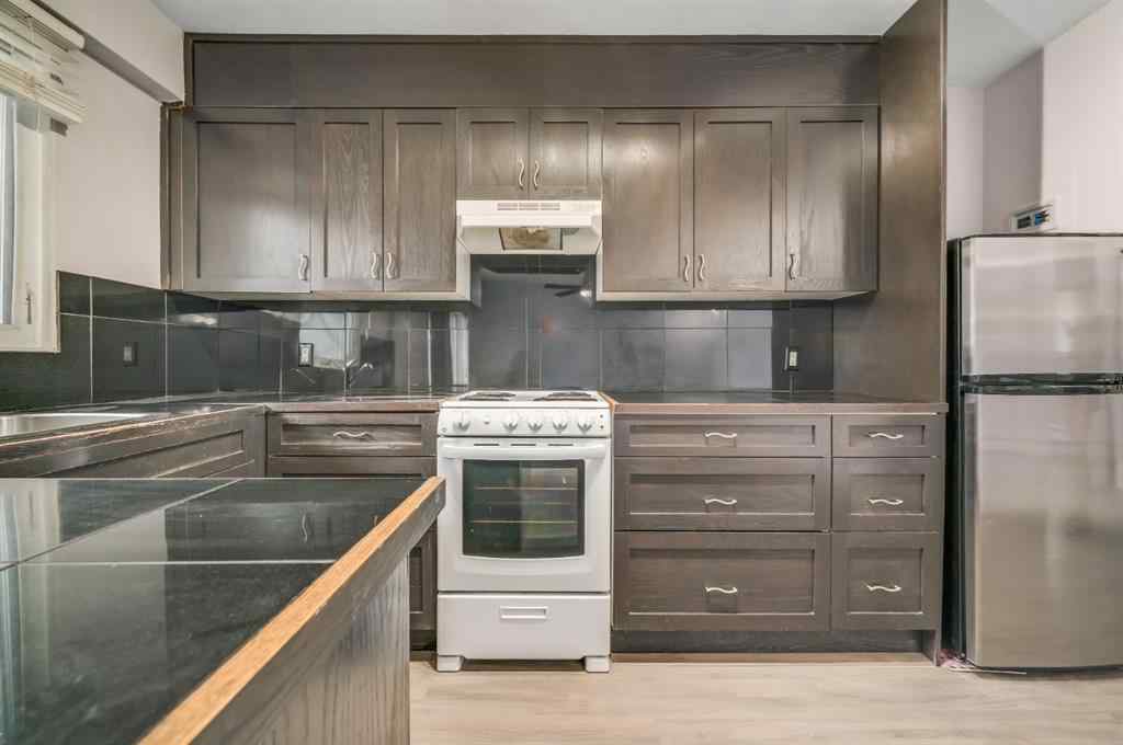 MLS® A2250361 - Unit #201 1027 12 Avenue SW in Beltline Calgary, Residential
