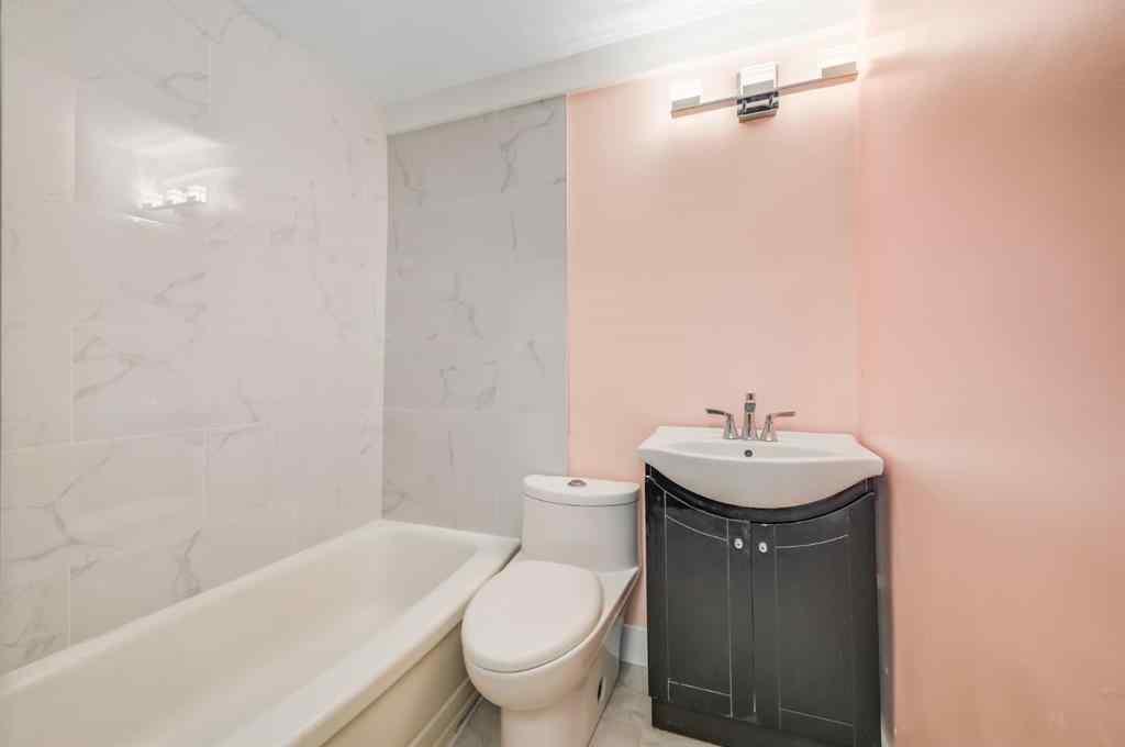MLS® A2250361 - Unit #201 1027 12 Avenue SW in Beltline Calgary, Residential
