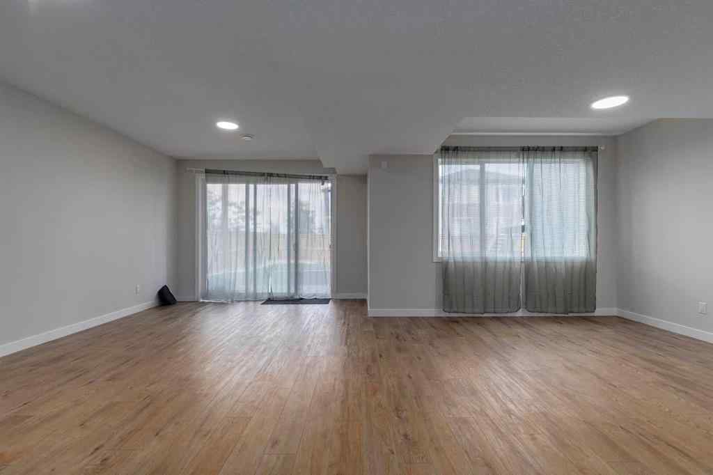 MLS® A2250369 - 36 Aspen Woods Park SW in Aspen Woods Calgary, Residential