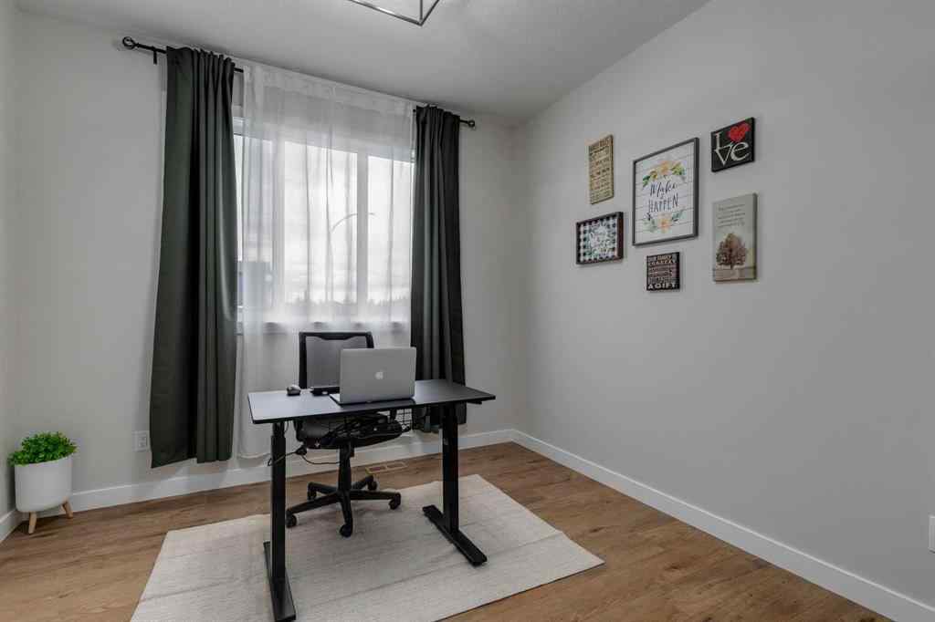 MLS® A2250369 - 36 Aspen Woods Park SW in Aspen Woods Calgary, Residential