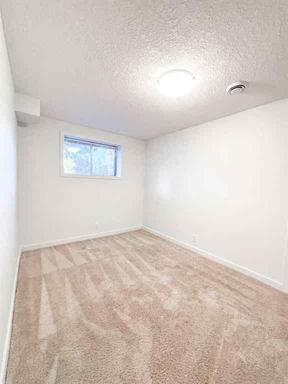 MLS® A2250378 - 12 Oakbury Place SW in Oakridge Calgary, Residential
