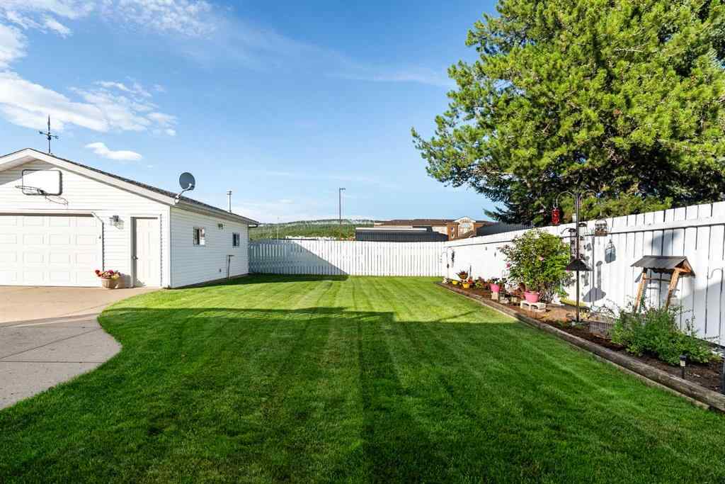 MLS® A2250382 - 9 Bennett Crescent  in Downtown Fort McMurray, Residential