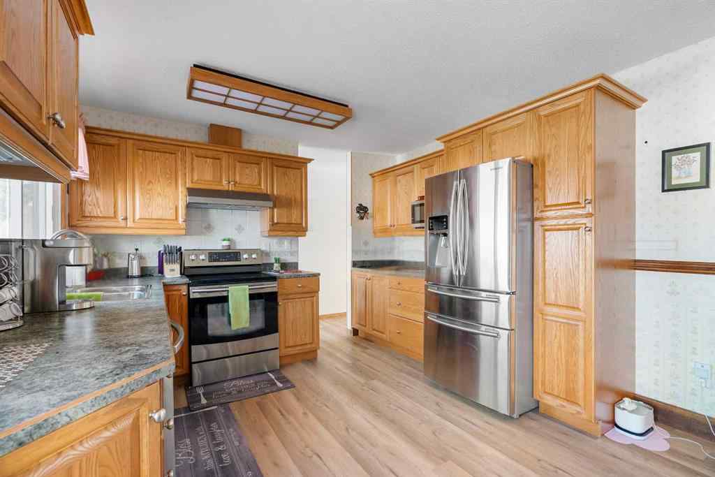 MLS® A2250382 - 9 Bennett Crescent  in Downtown Fort McMurray, Residential