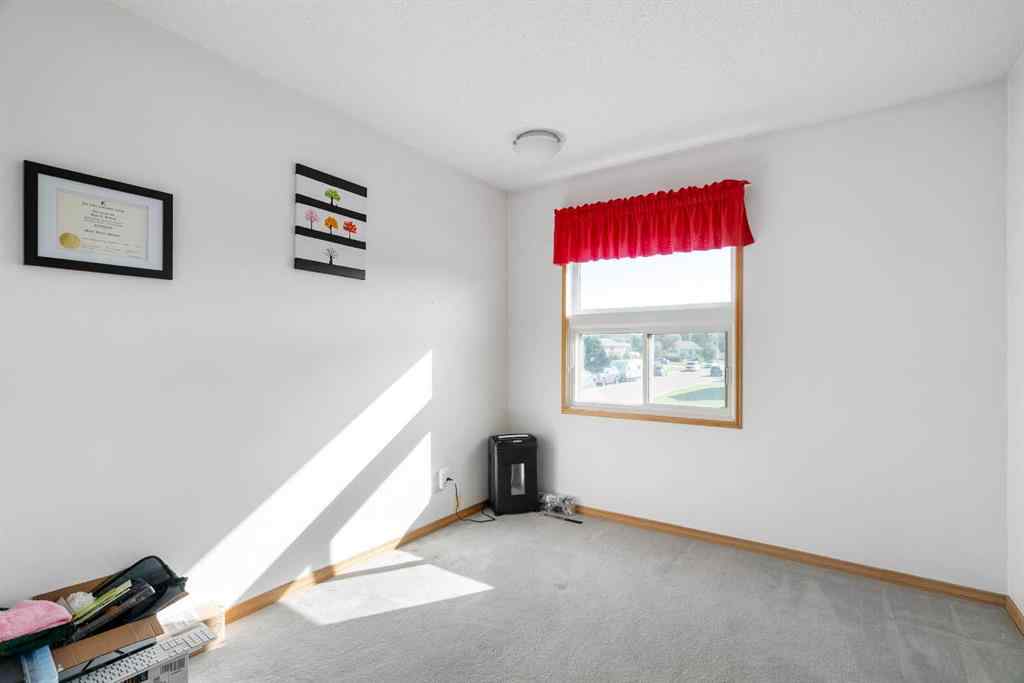 MLS® A2250382 - 9 Bennett Crescent  in Downtown Fort McMurray, Residential