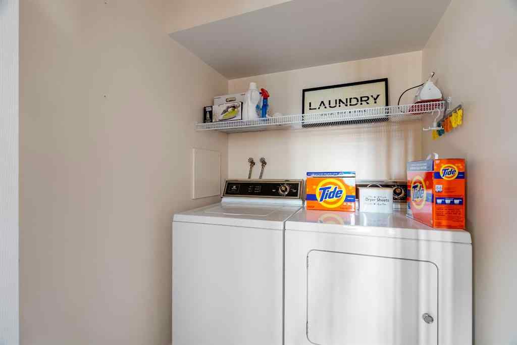 MLS® A2250382 - 9 Bennett Crescent  in Downtown Fort McMurray, Residential