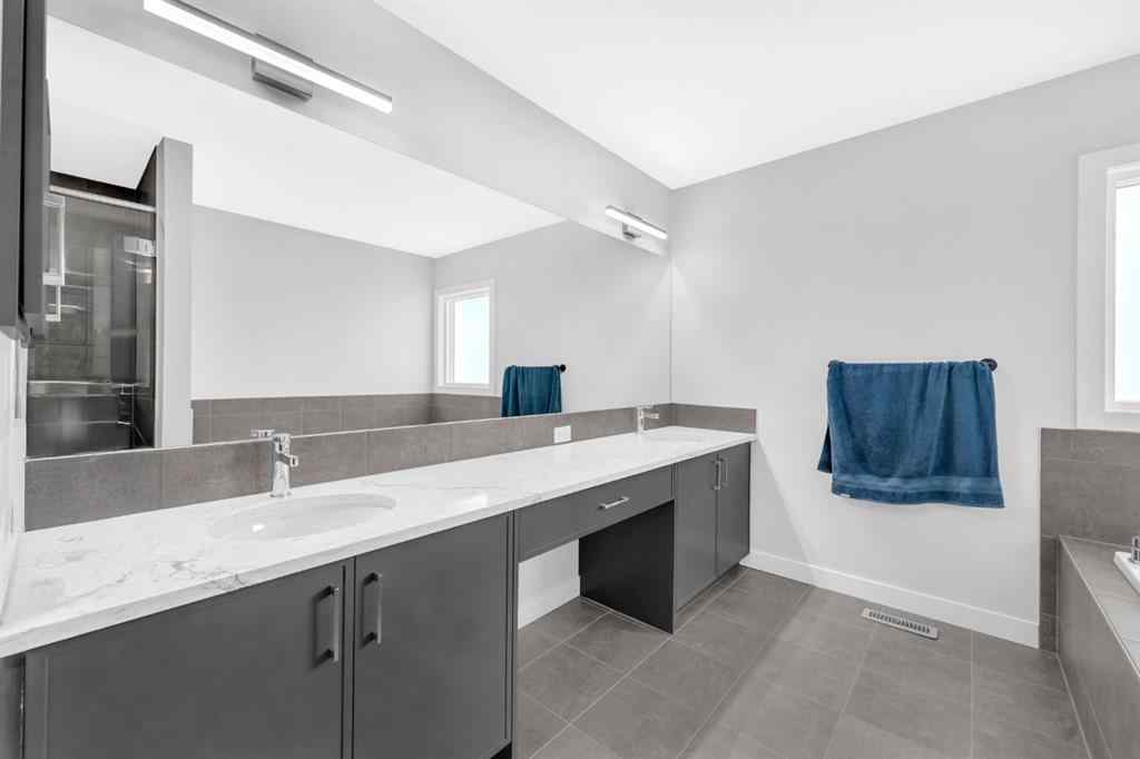 MLS® A2250393 - 945 Midtown Avenue SW in Midtown Airdrie, Residential