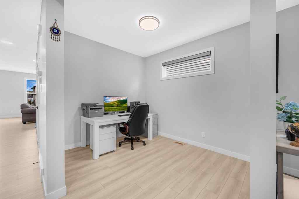 MLS® A2250393 - 945 Midtown Avenue SW in Midtown Airdrie, Residential