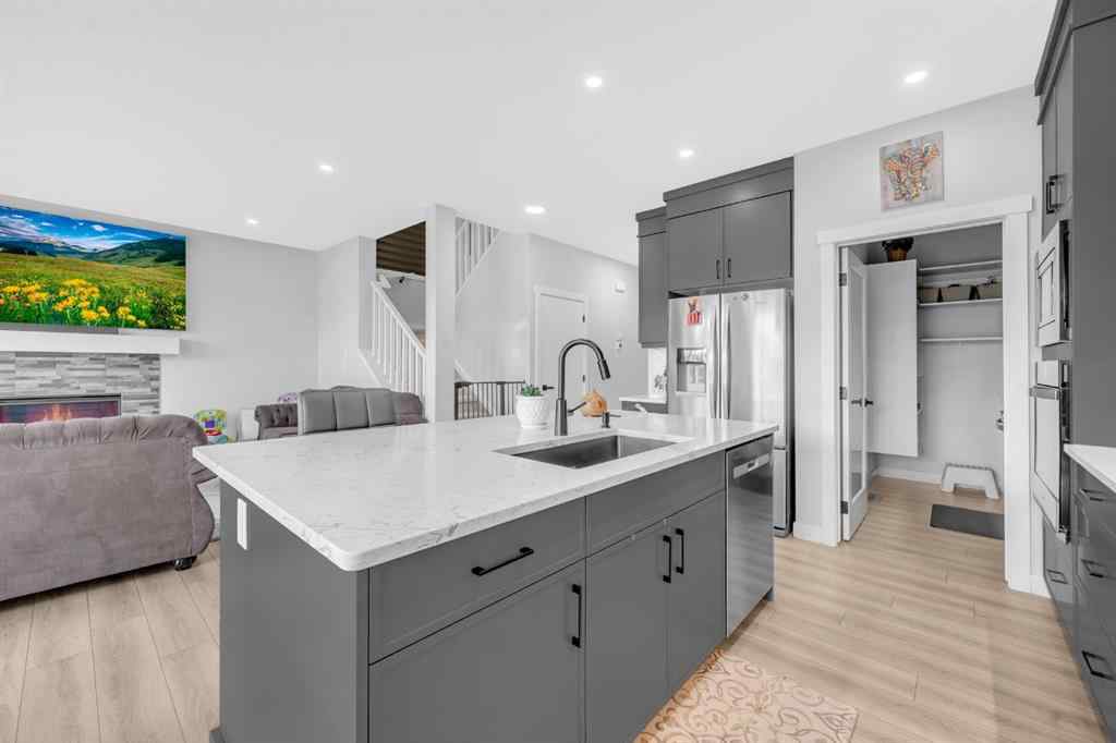 MLS® A2250393 - 945 Midtown Avenue SW in Midtown Airdrie, Residential
