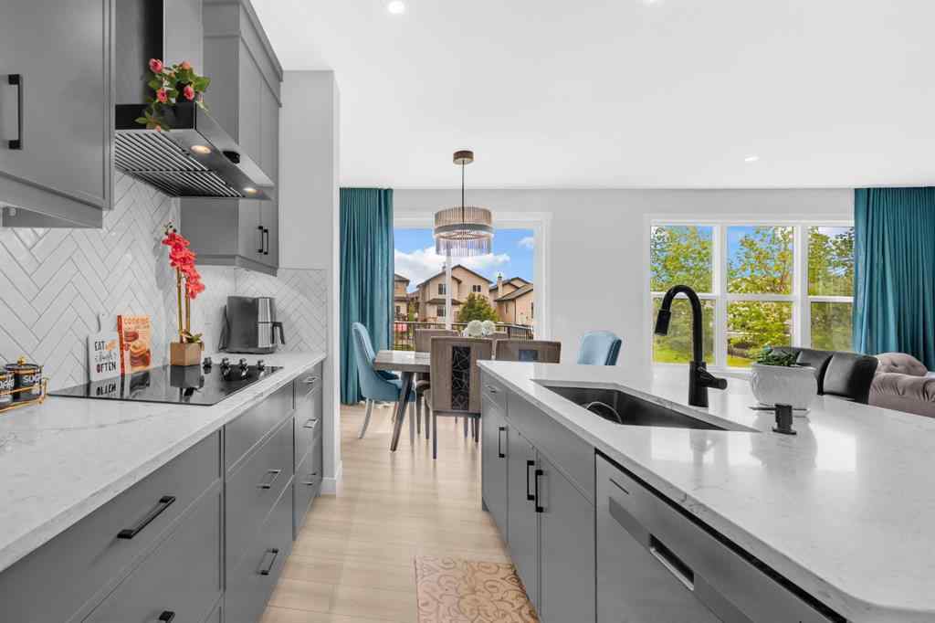 MLS® A2250393 - 945 Midtown Avenue SW in Midtown Airdrie, Residential