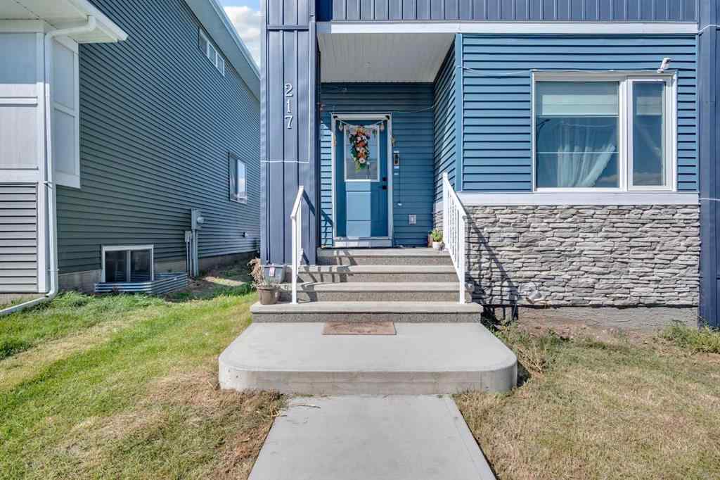MLS® A2250395 - 217 Chelsea Place  in Chelsea_CH Chestermere, Residential